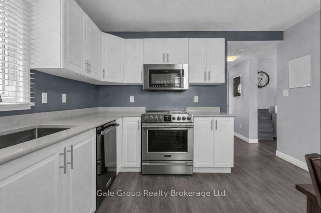 216 Thames Street N • Ingersoll, ON photo 9