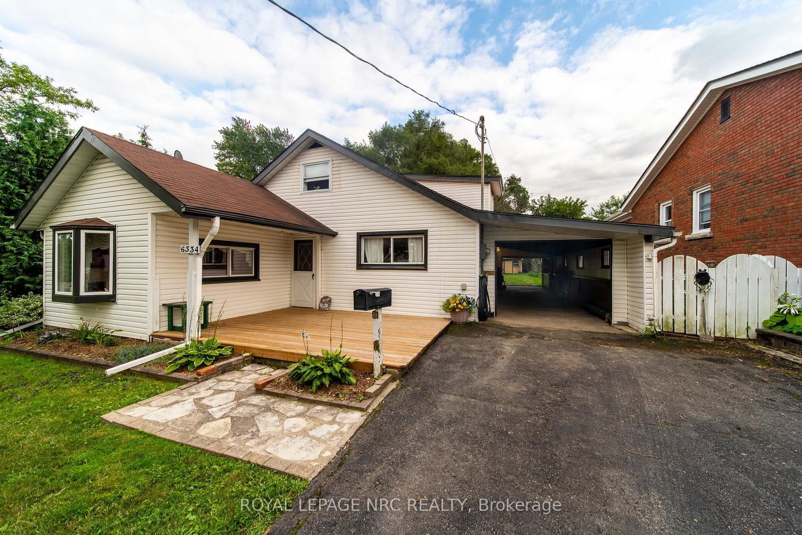 6334 Frederica Street • Niagara Falls, ON photo 1