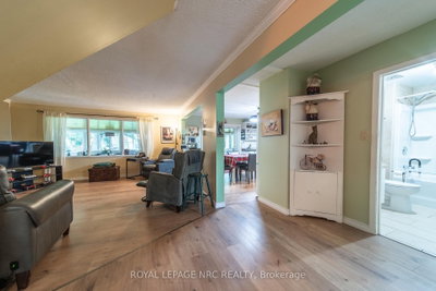 6334 Frederica Street • Niagara Falls, ON photo 5