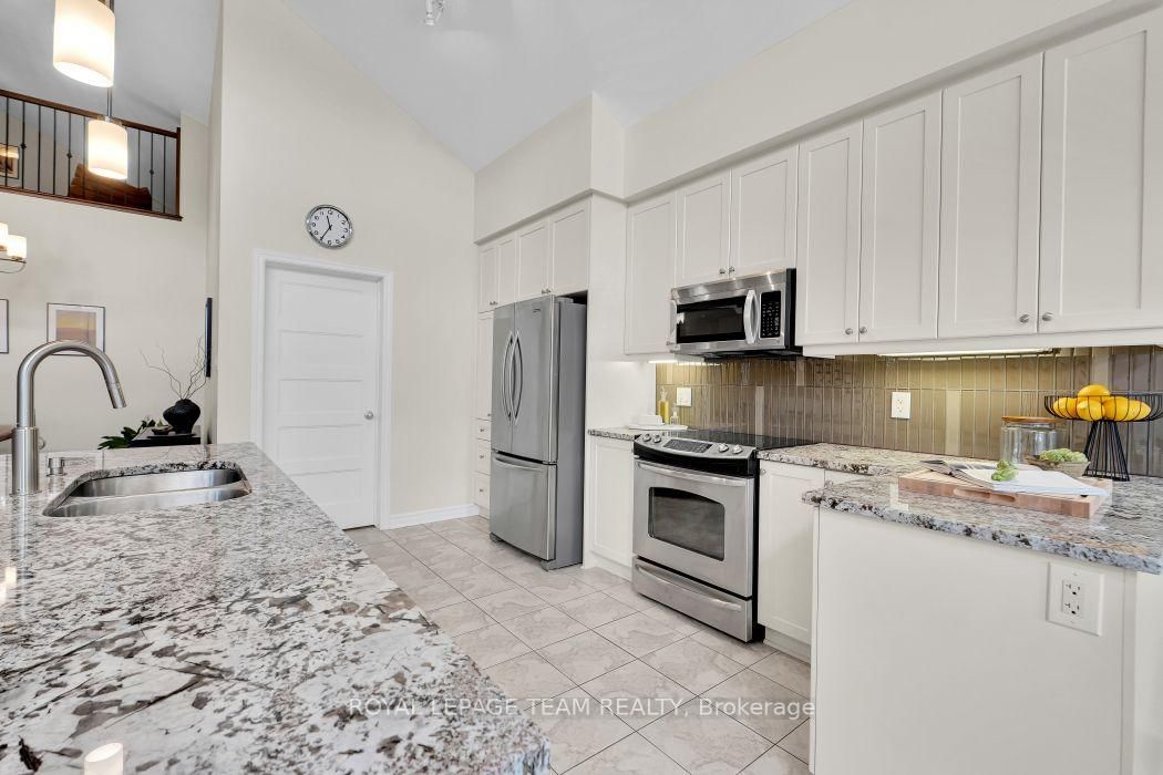272 Via San Marino St, Ottawa, view 11