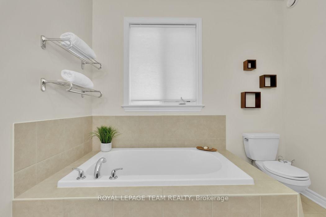 272 Via San Marino St, Ottawa, view 24