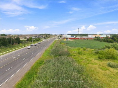 2 HIGHLAND Road • Hamilton, ON photo 5