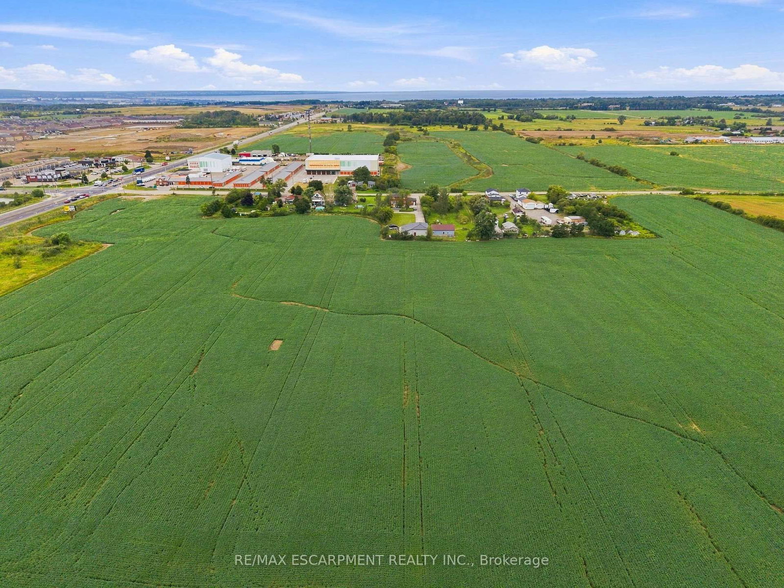 2 HIGHLAND Road • Hamilton, ON photo 7