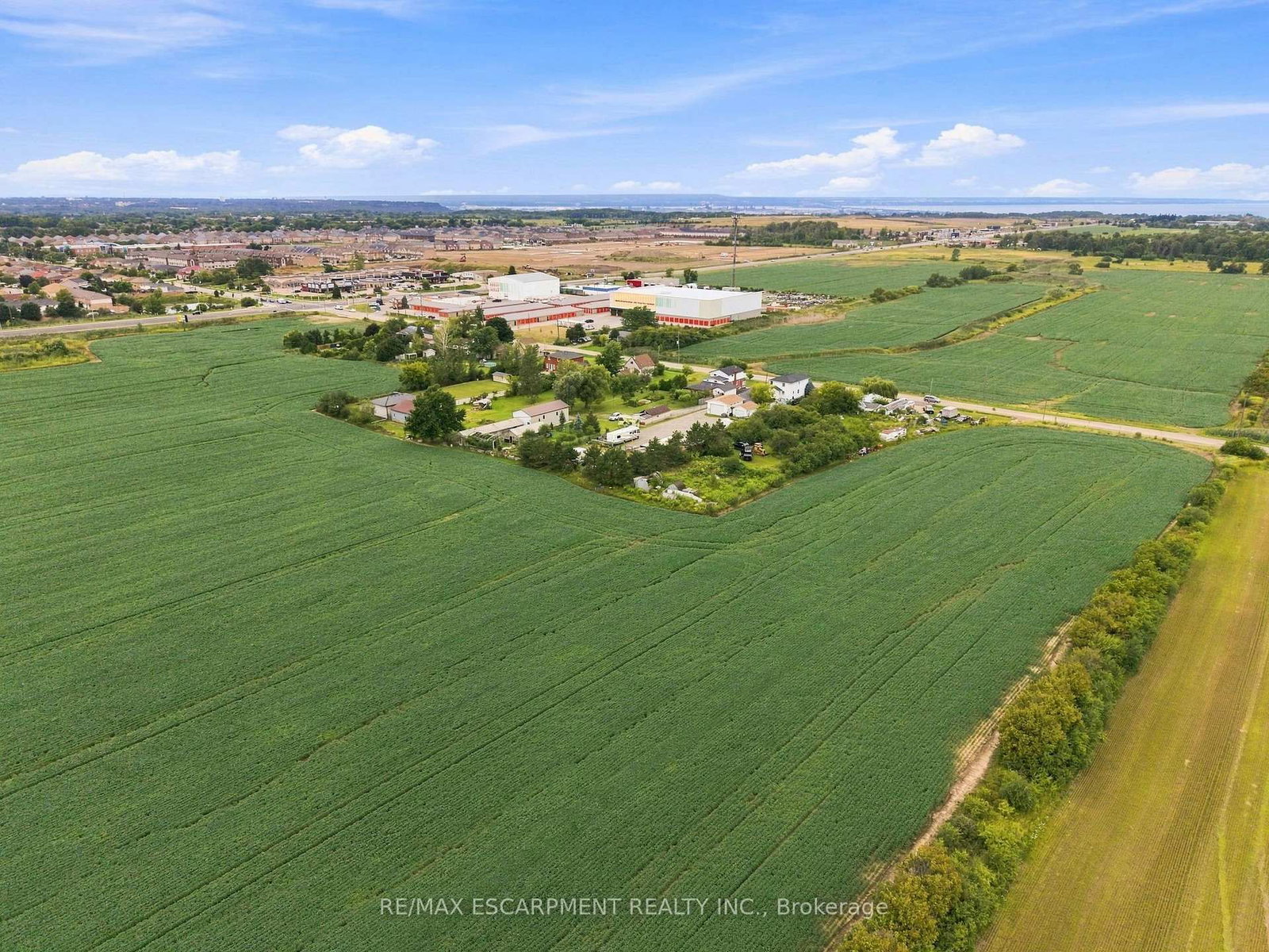 2 HIGHLAND Road • Hamilton, ON photo 9