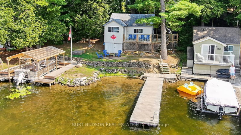 961 Foster Bay Lane