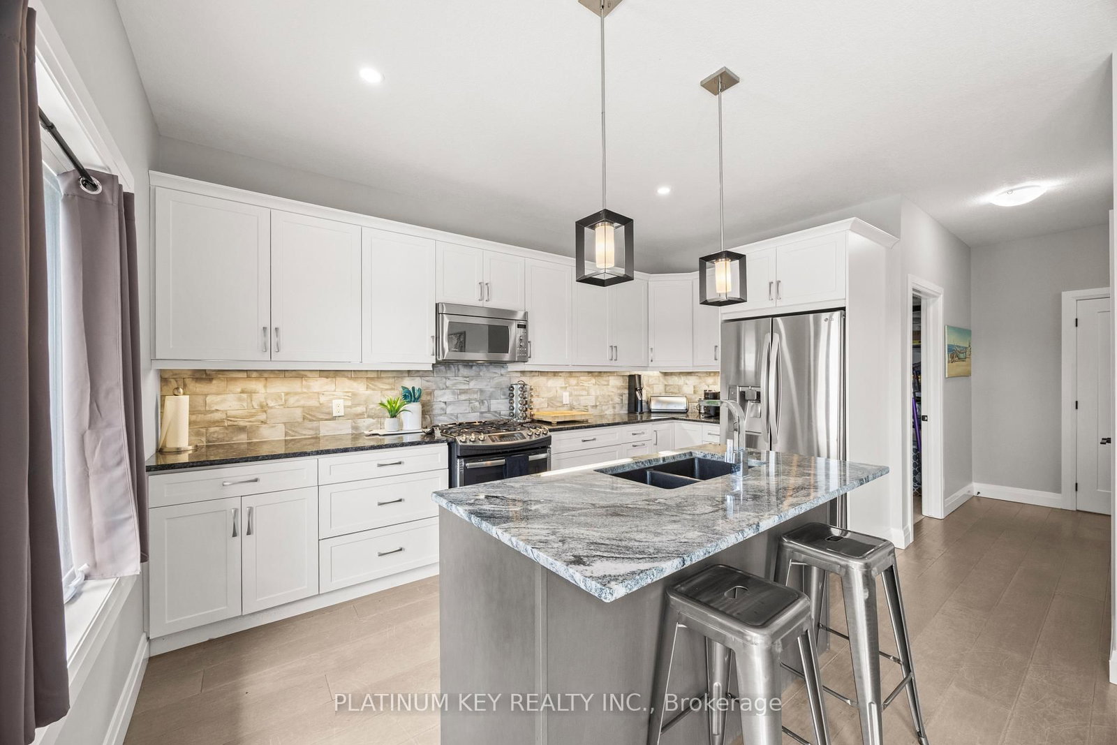 248 Snyders Avenue • Central Elgin, ON photo 11