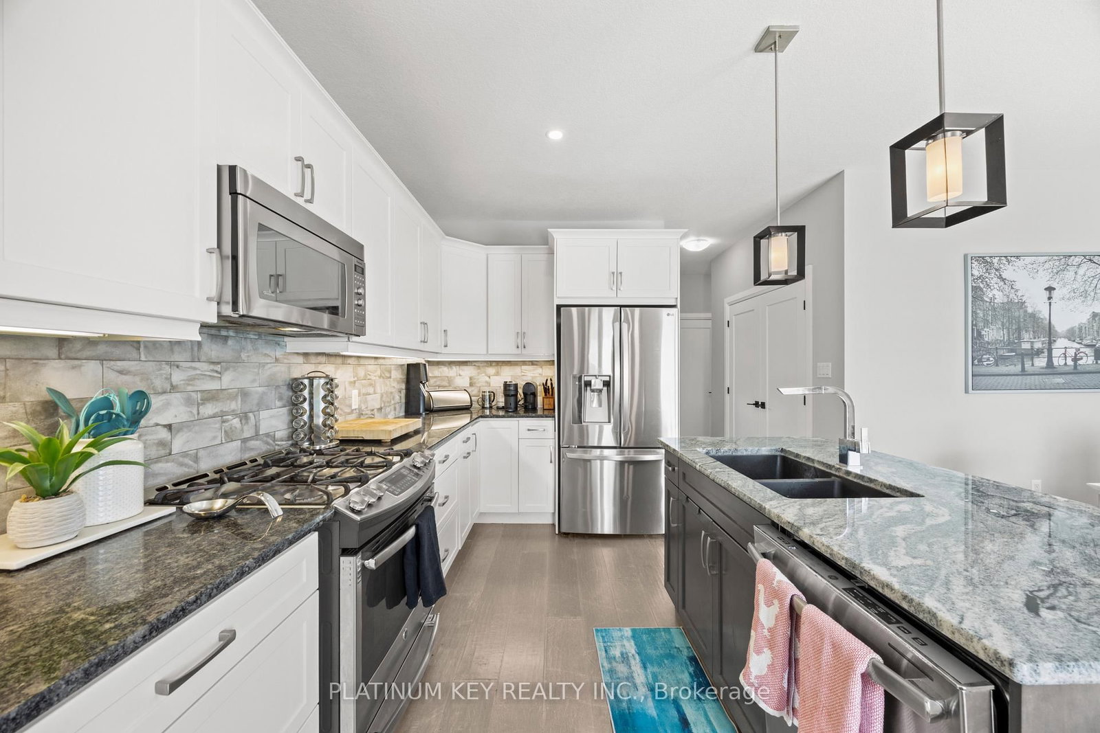 248 Snyders Avenue • Central Elgin, ON photo 13