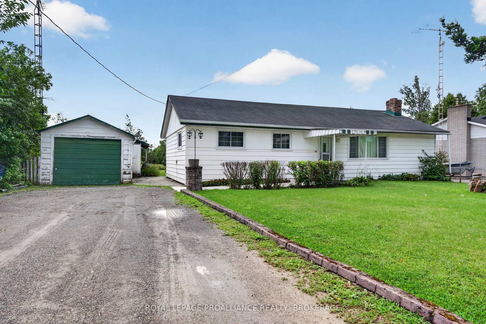 2871 Burbrook Road • Kingston, ON photo 1