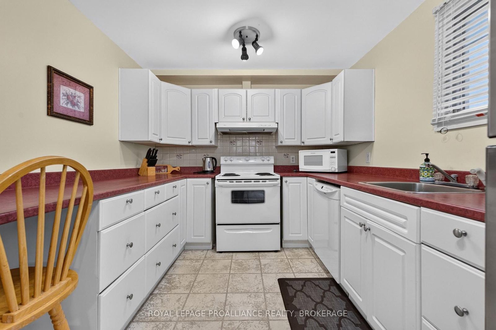 2871 Burbrook Road • Kingston, ON photo 9