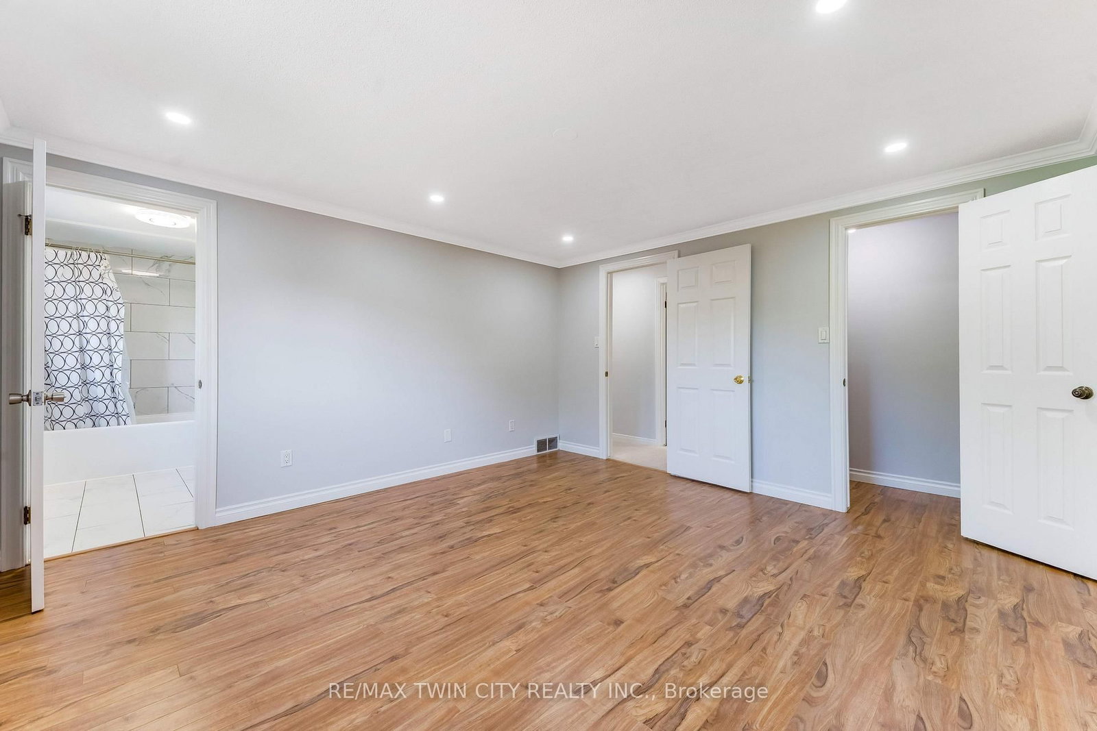 68 Old Huron Court • Kitchener, ON photo 15