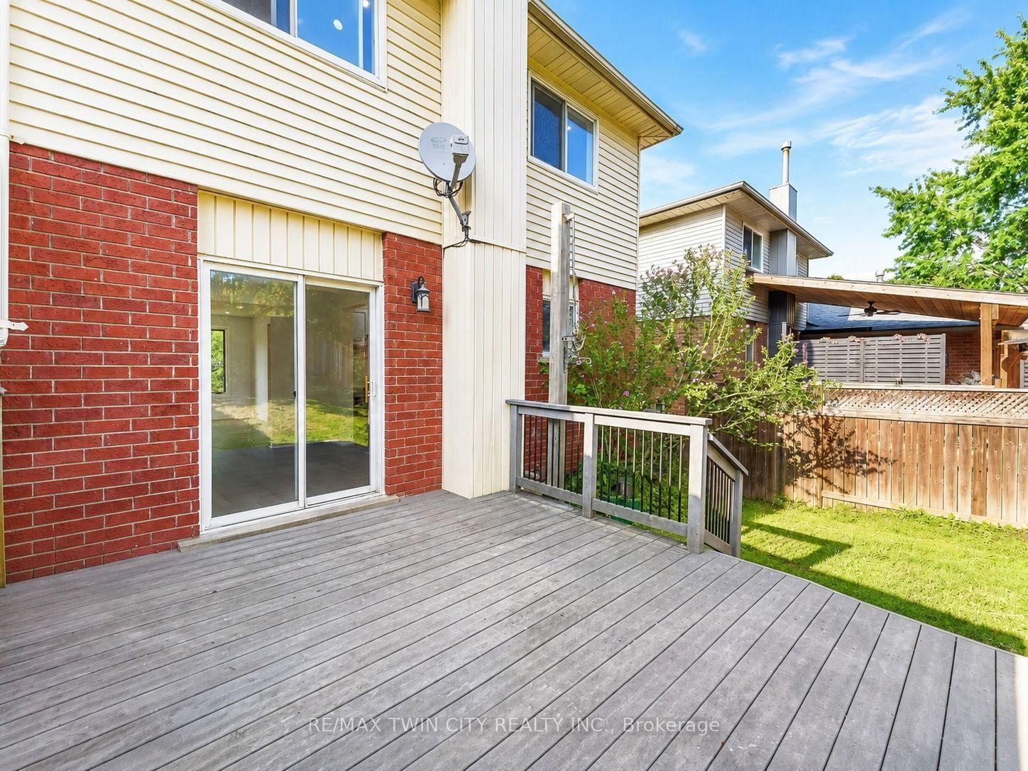68 Old Huron Court • Kitchener, ON photo 31