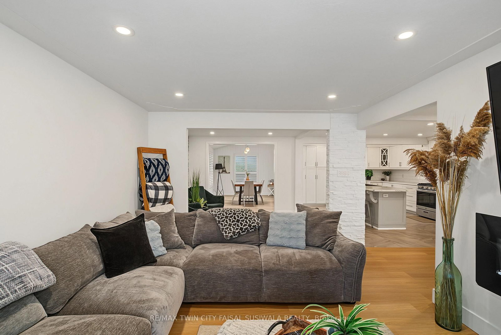 197 Kribs Street • Cambridge, ON photo 24