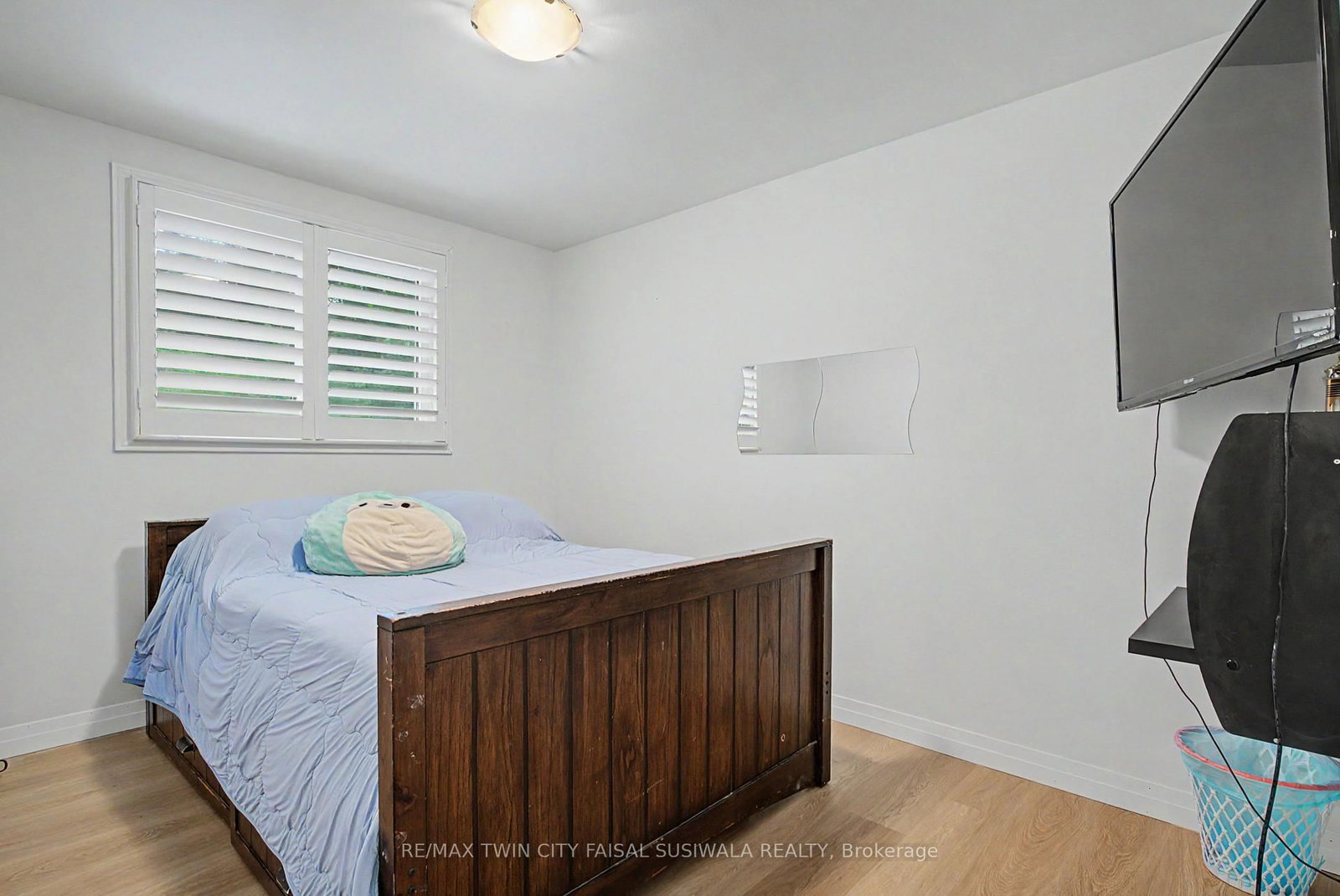 197 Kribs Street • Cambridge, ON photo 28