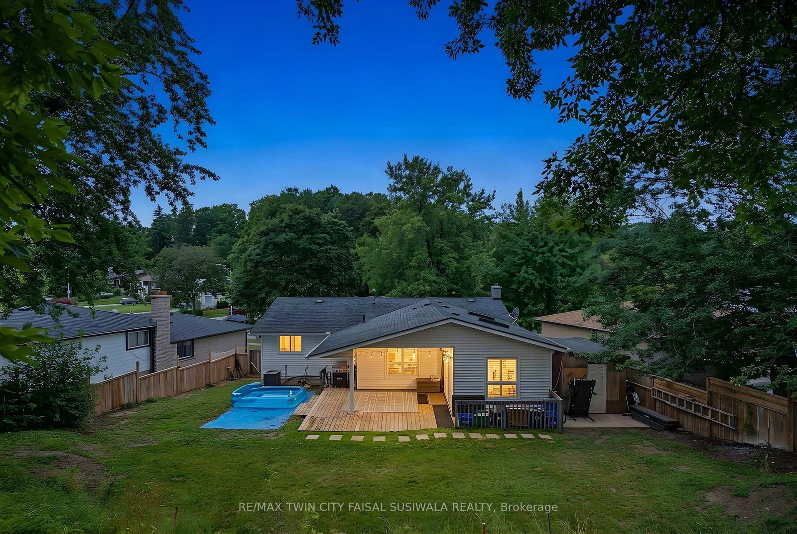 197 Kribs Street • Cambridge, ON photo 3