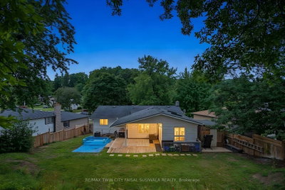 197 Kribs Street • Cambridge, ON photo 3