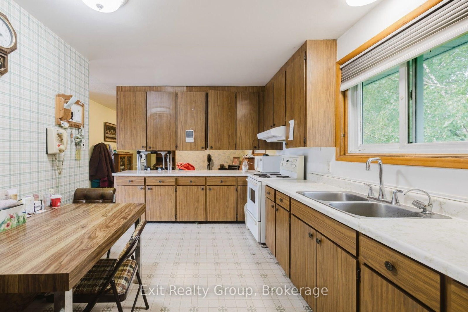 142 Sunningdale Drive • Belleville, ON photo 8