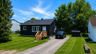 Detached House for sale at 479 Angus Avenue, North Bay, Ontario, P1B 7L9 - Widdifield - MLS: X13714032