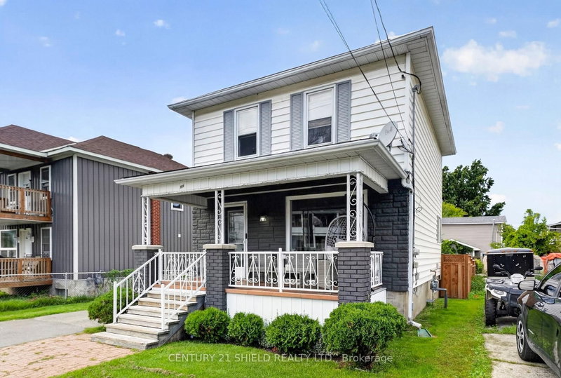 712 First Street E