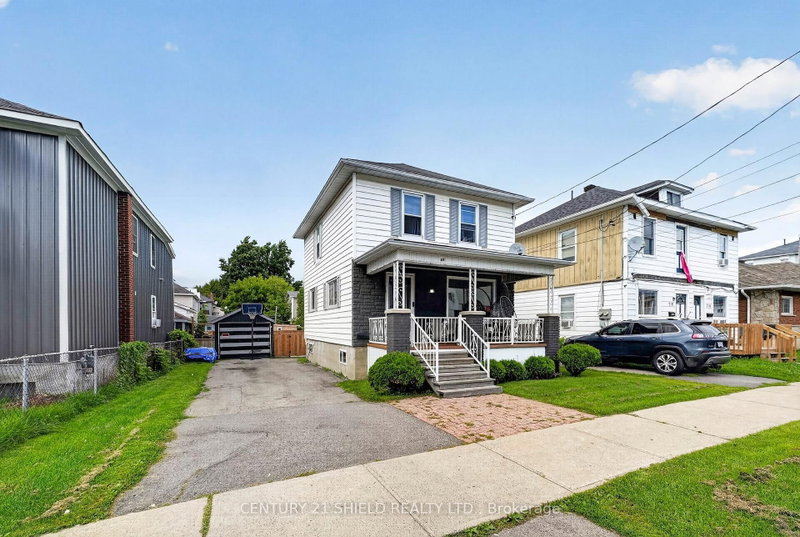 712 First Street E