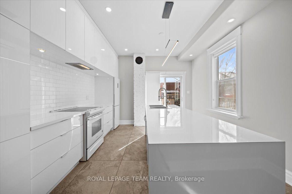 132 Elm St, Ottawa, view 13