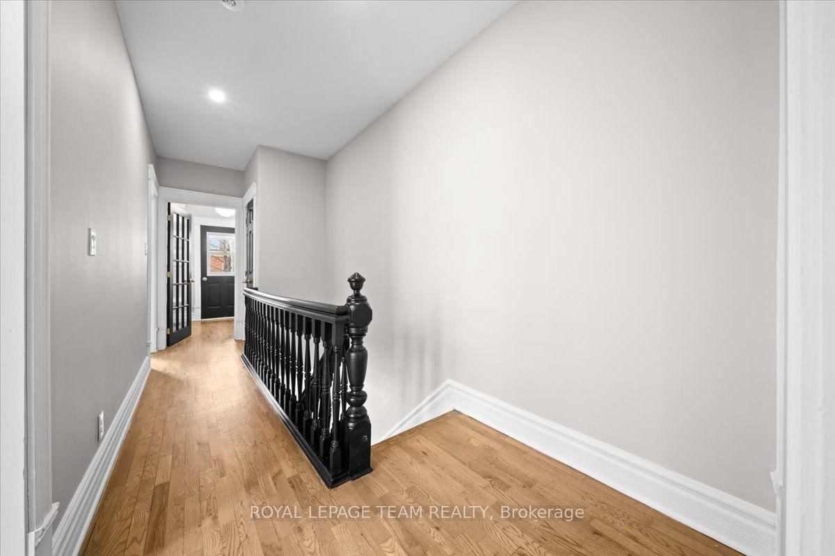 132 Elm St, Ottawa, view 15