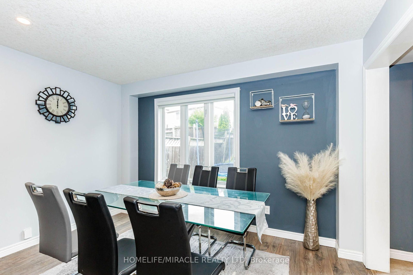 39 Washburn Drive • Guelph, ON photo 11