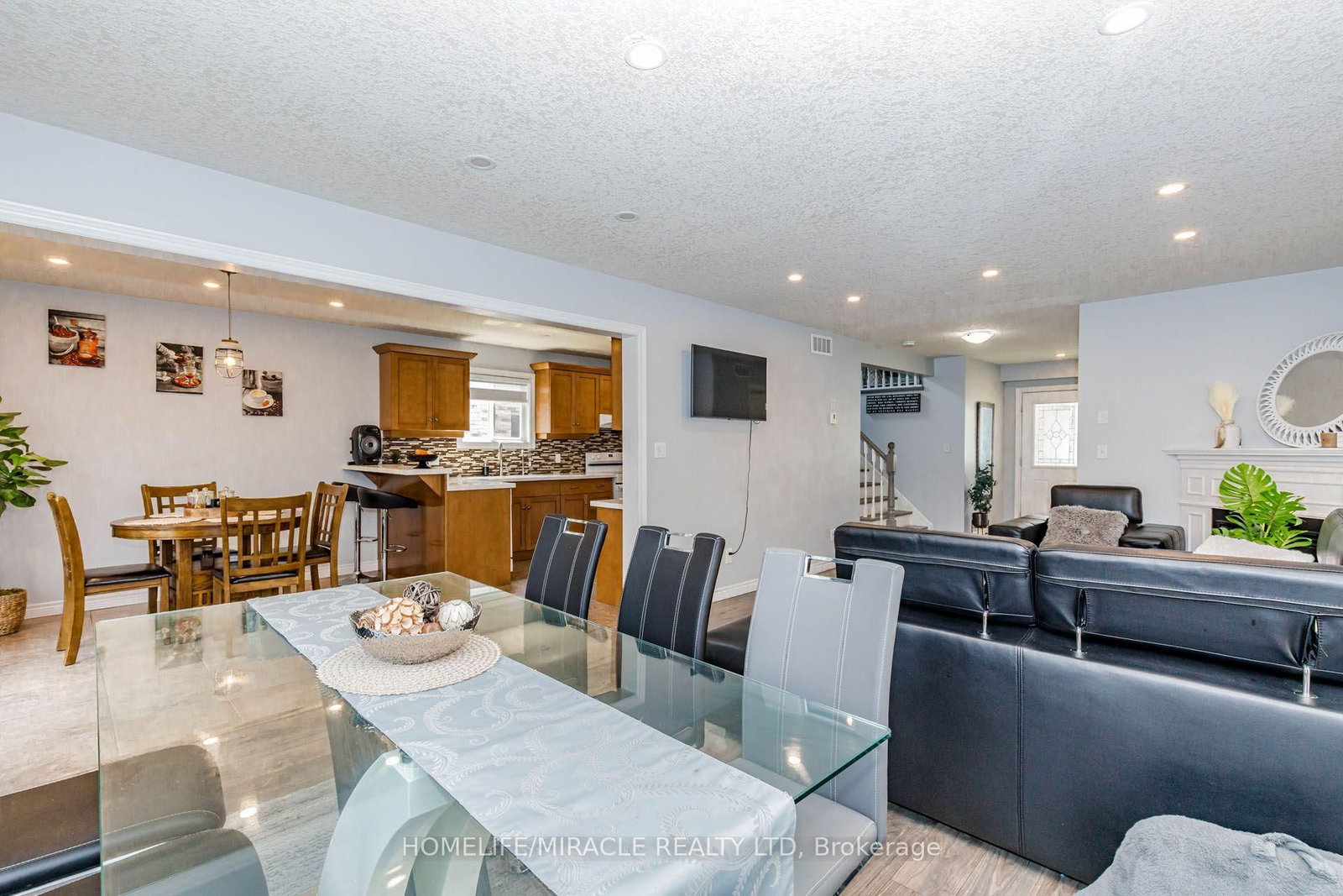 39 Washburn Drive • Guelph, ON photo 13