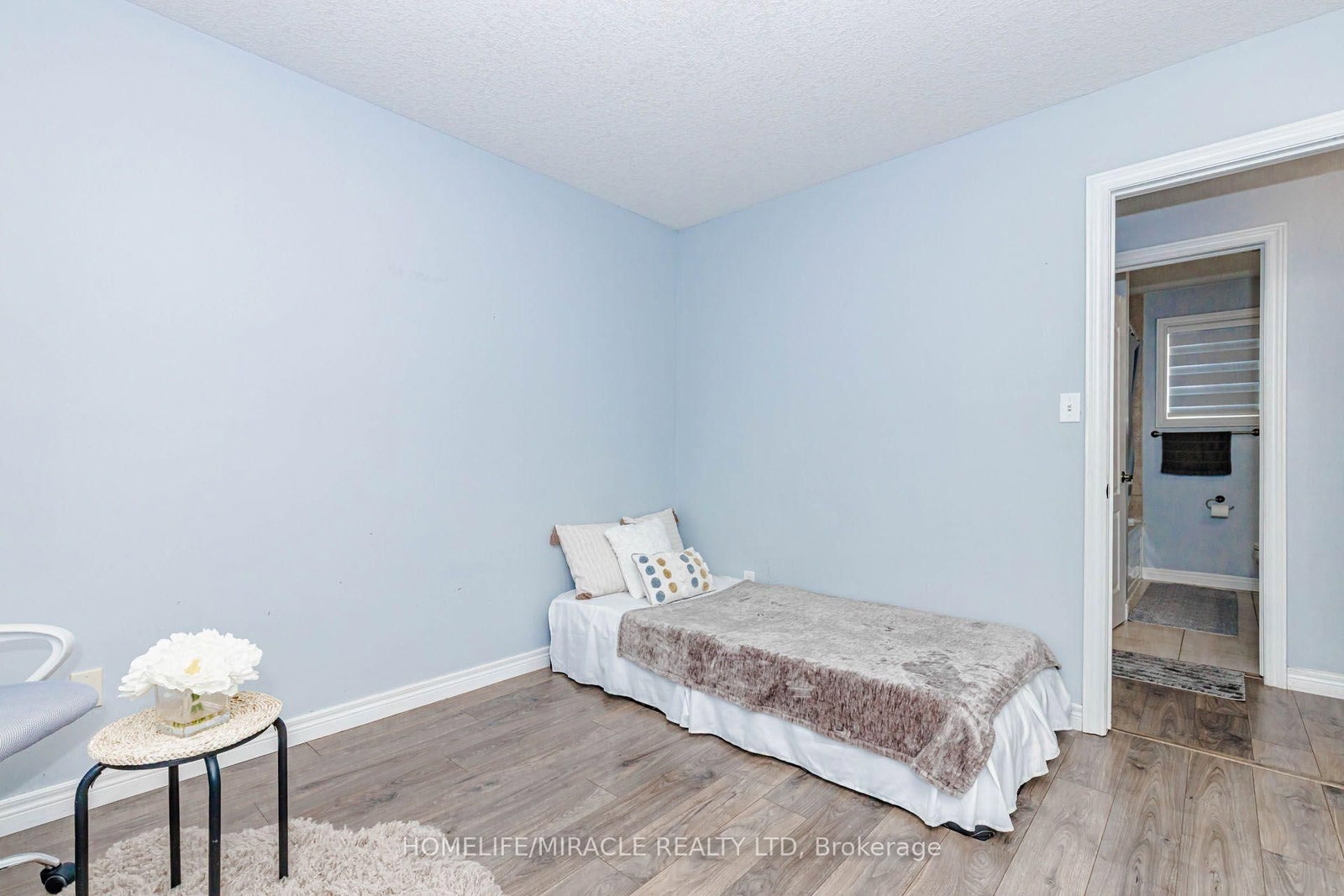 39 Washburn Drive • Guelph, ON photo 36
