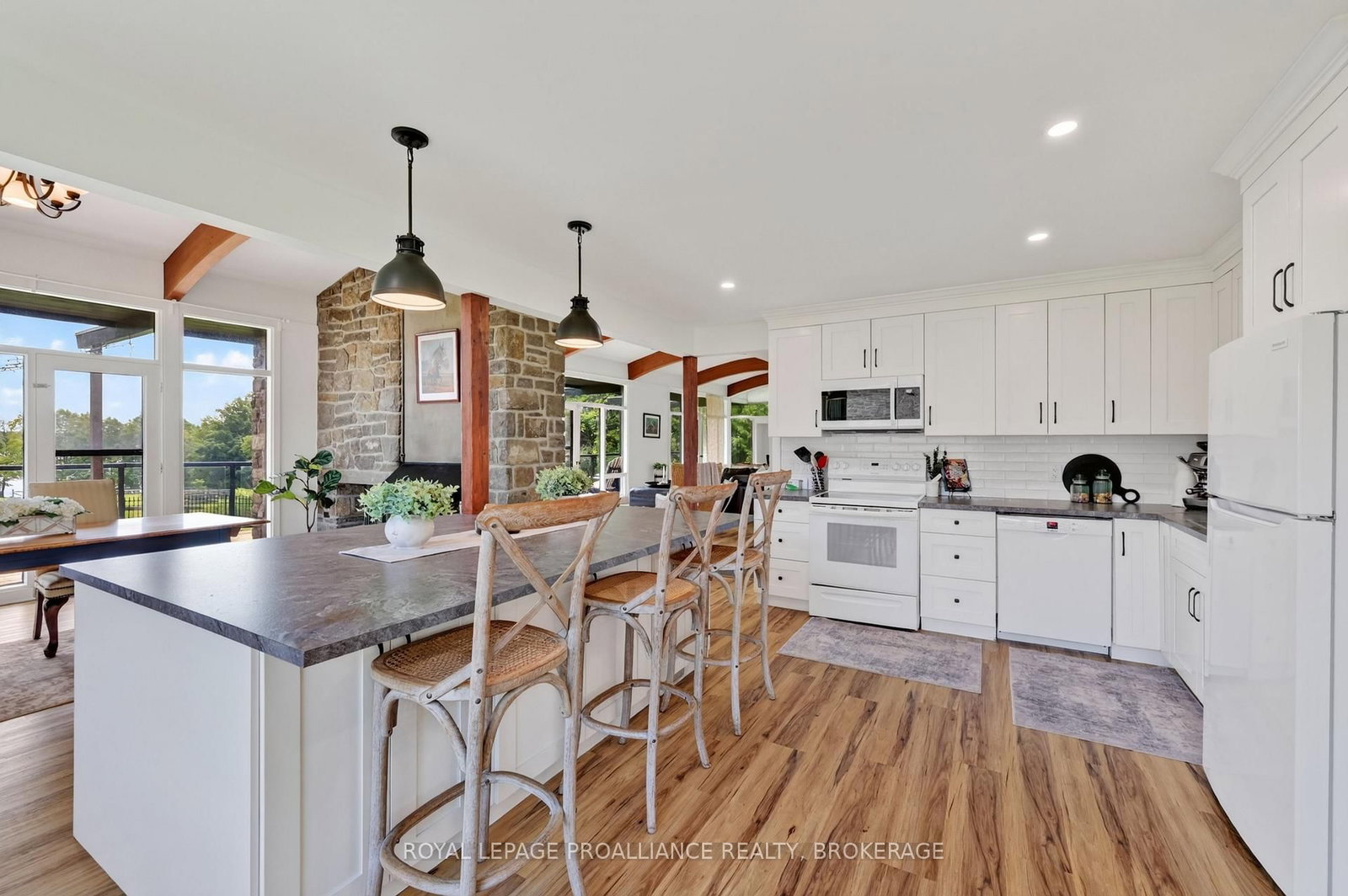 1103 County Road 2 • Augusta, ON photo 11