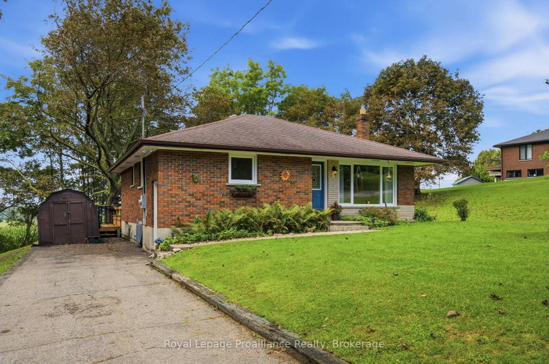 8161 Danforth Road W