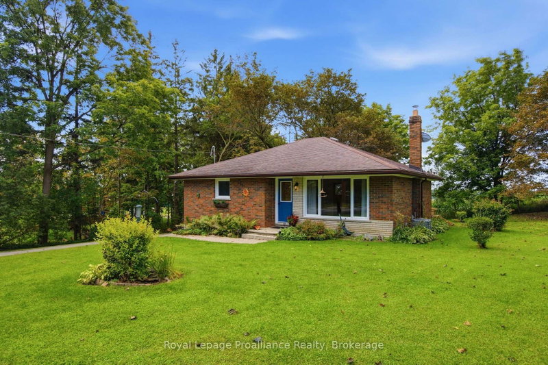 8161 Danforth Road W