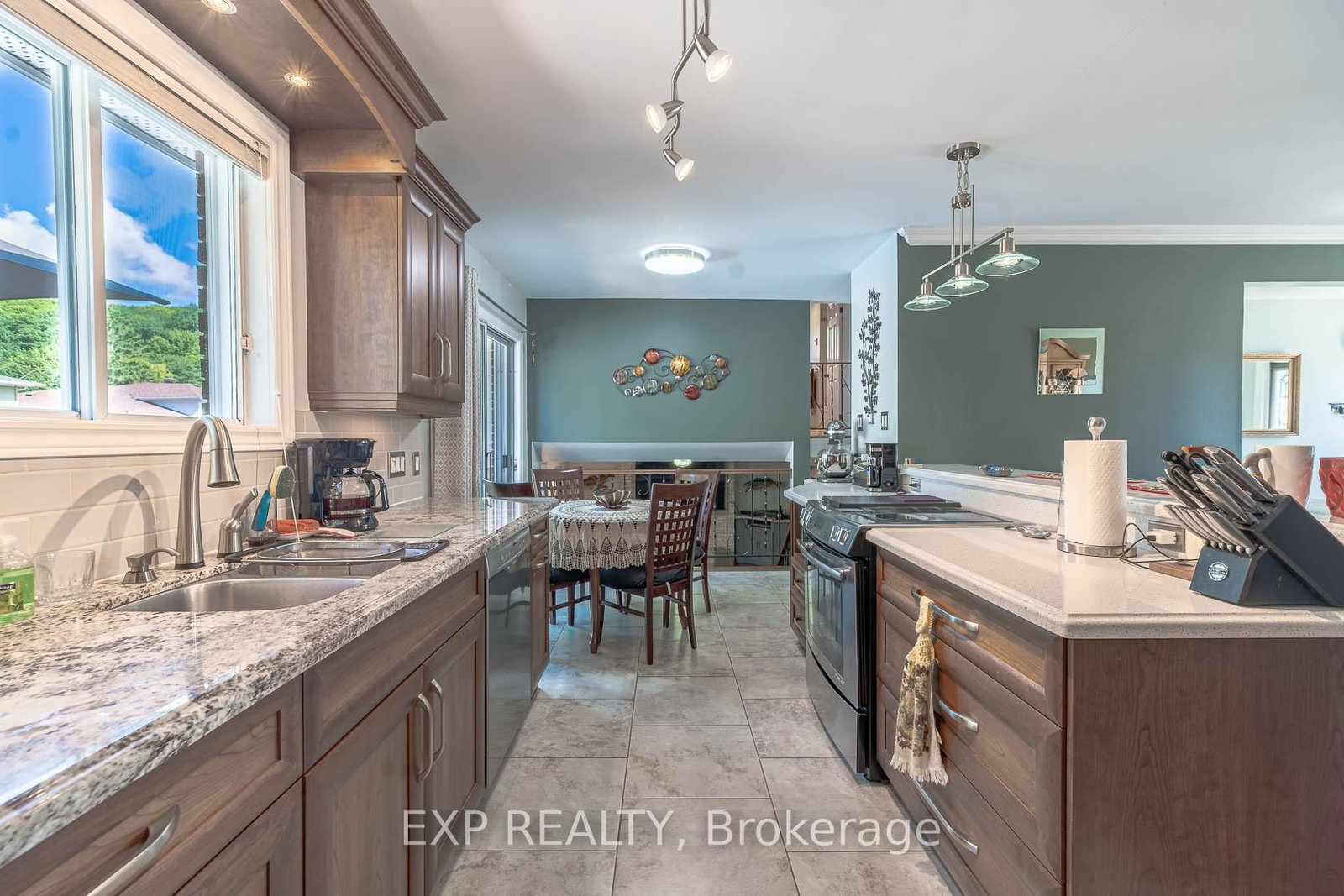 10 Kathryn Crescent • North Bay, ON photo 11