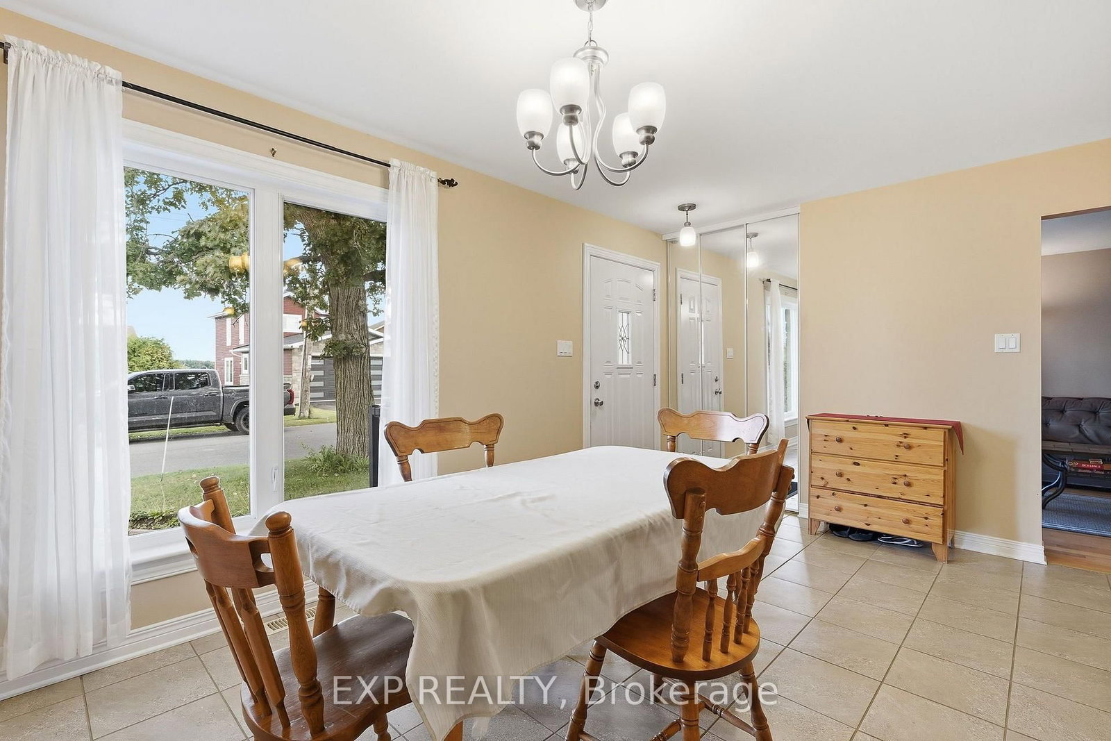2465 Woods Street • Clarence-Rockland, ON photo 11