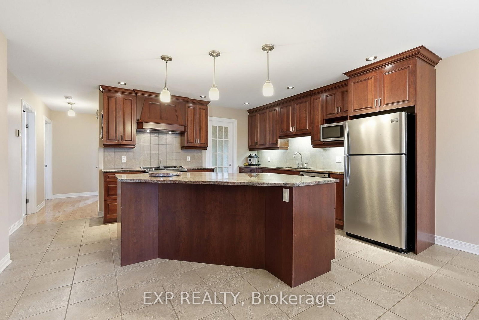 2465 Woods Street • Clarence-Rockland, ON photo 12