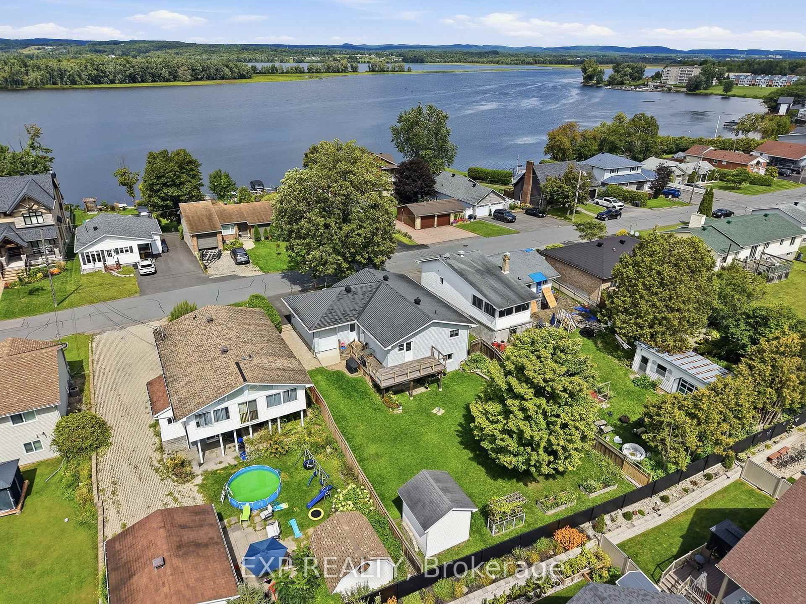 2465 Woods Street • Clarence-Rockland, ON photo 42
