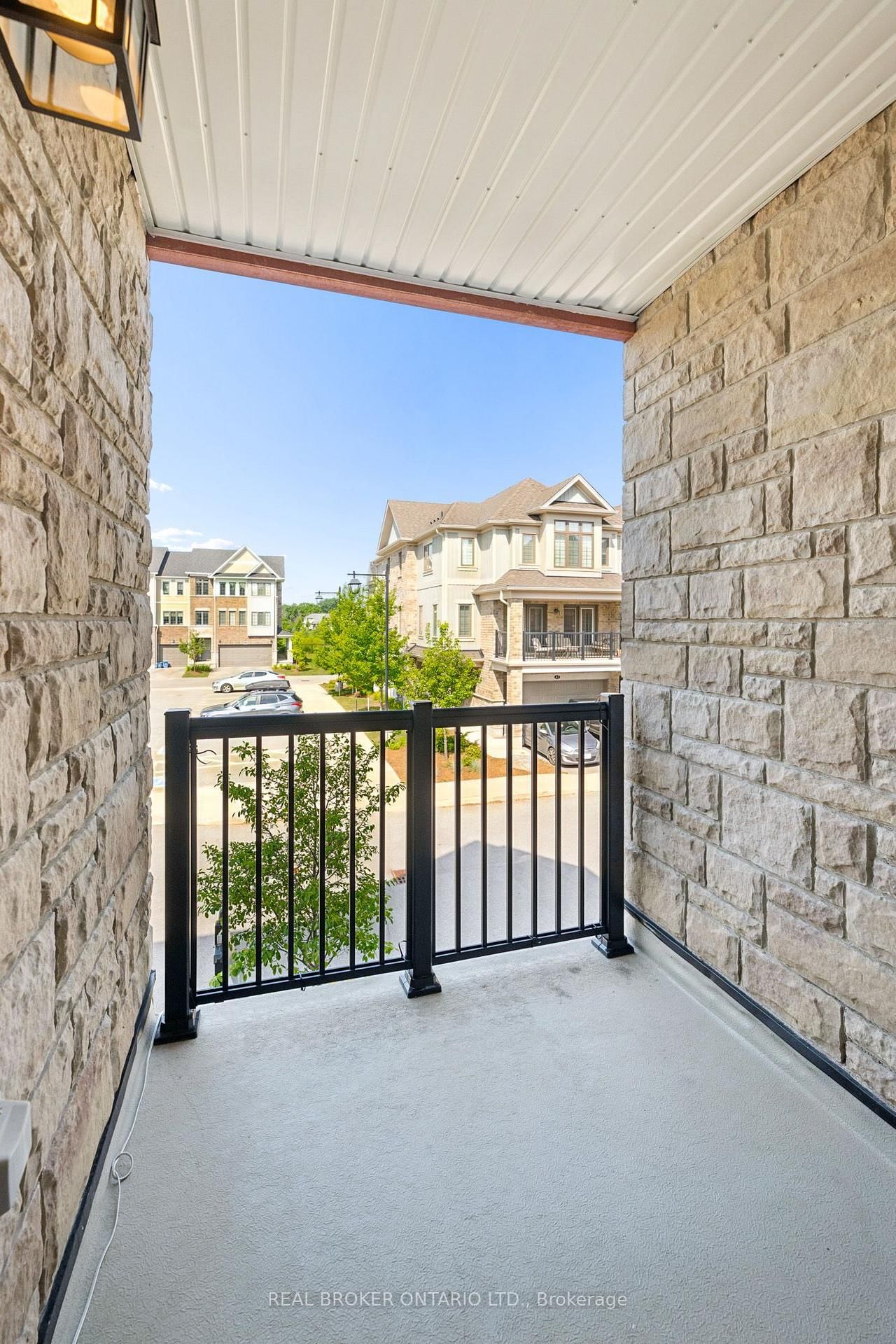 46 Bank Swallow Crescent • Kitchener, ON photo 20