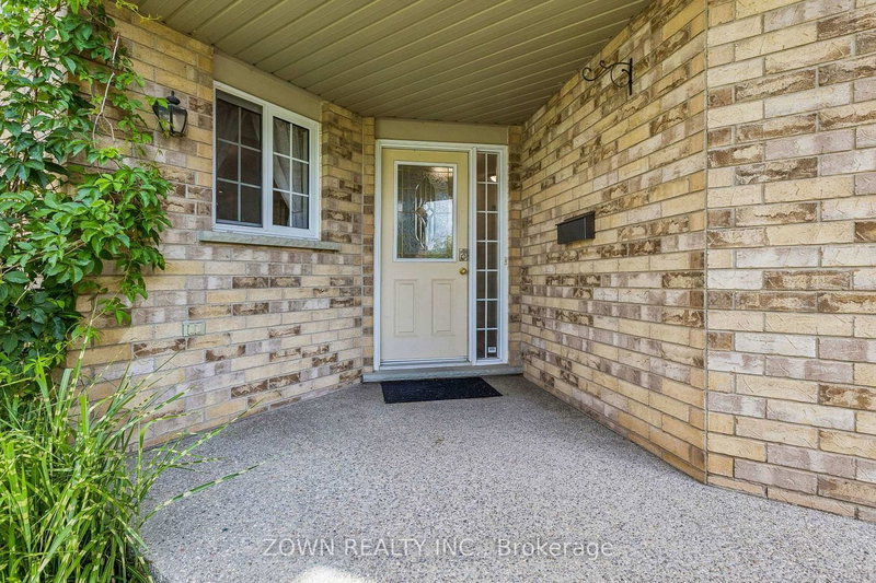 60 Marl Meadow Drive