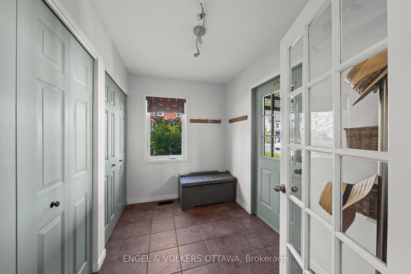 86 Ivy Crescent • Ottawa, ON photo 18