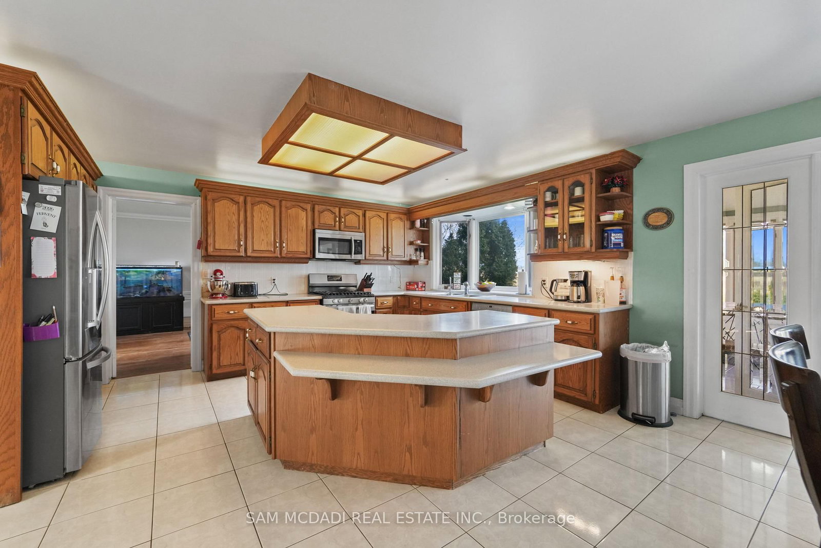 225 Park Road S • Grimsby, ON photo 12