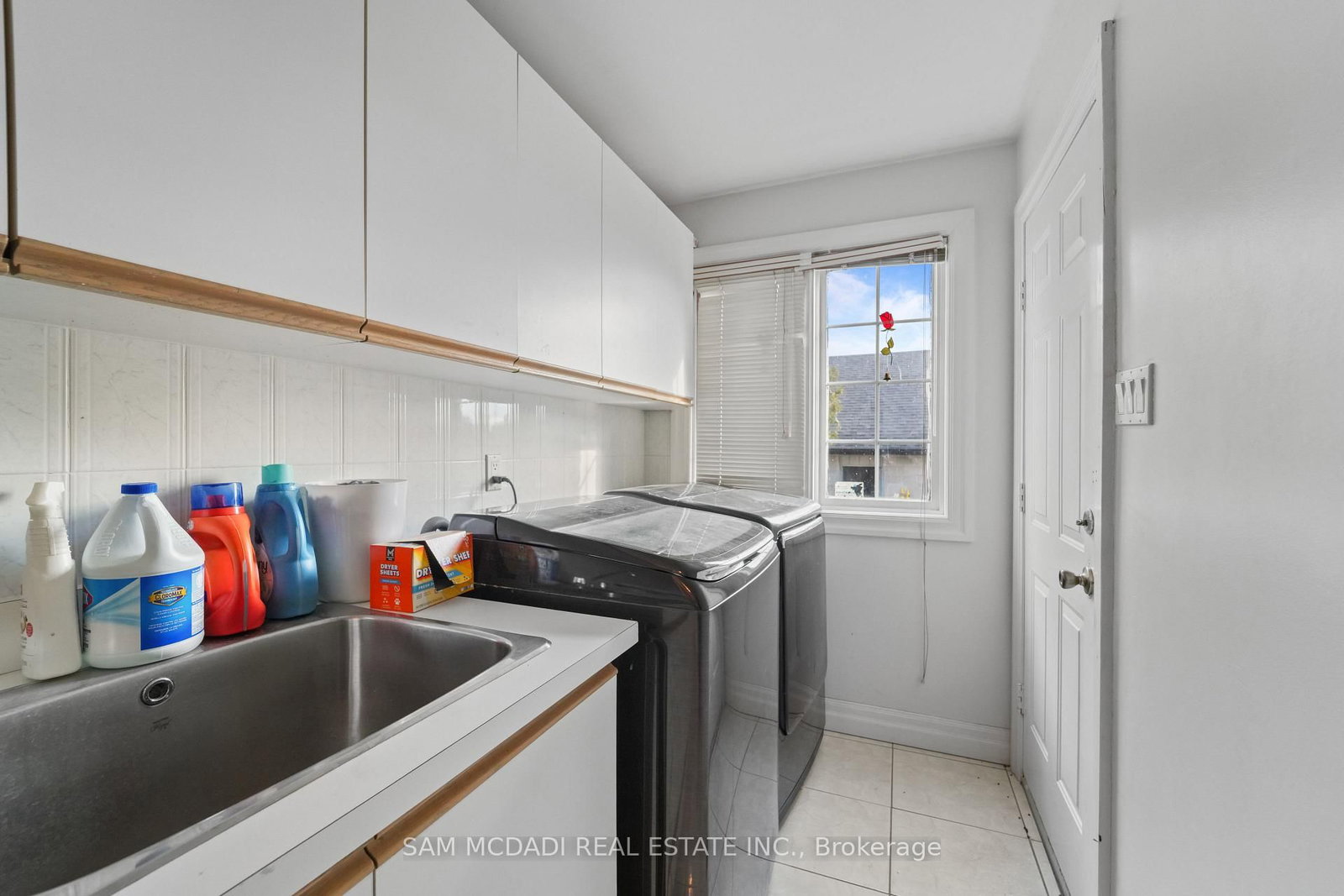 225 Park Road S • Grimsby, ON photo 20
