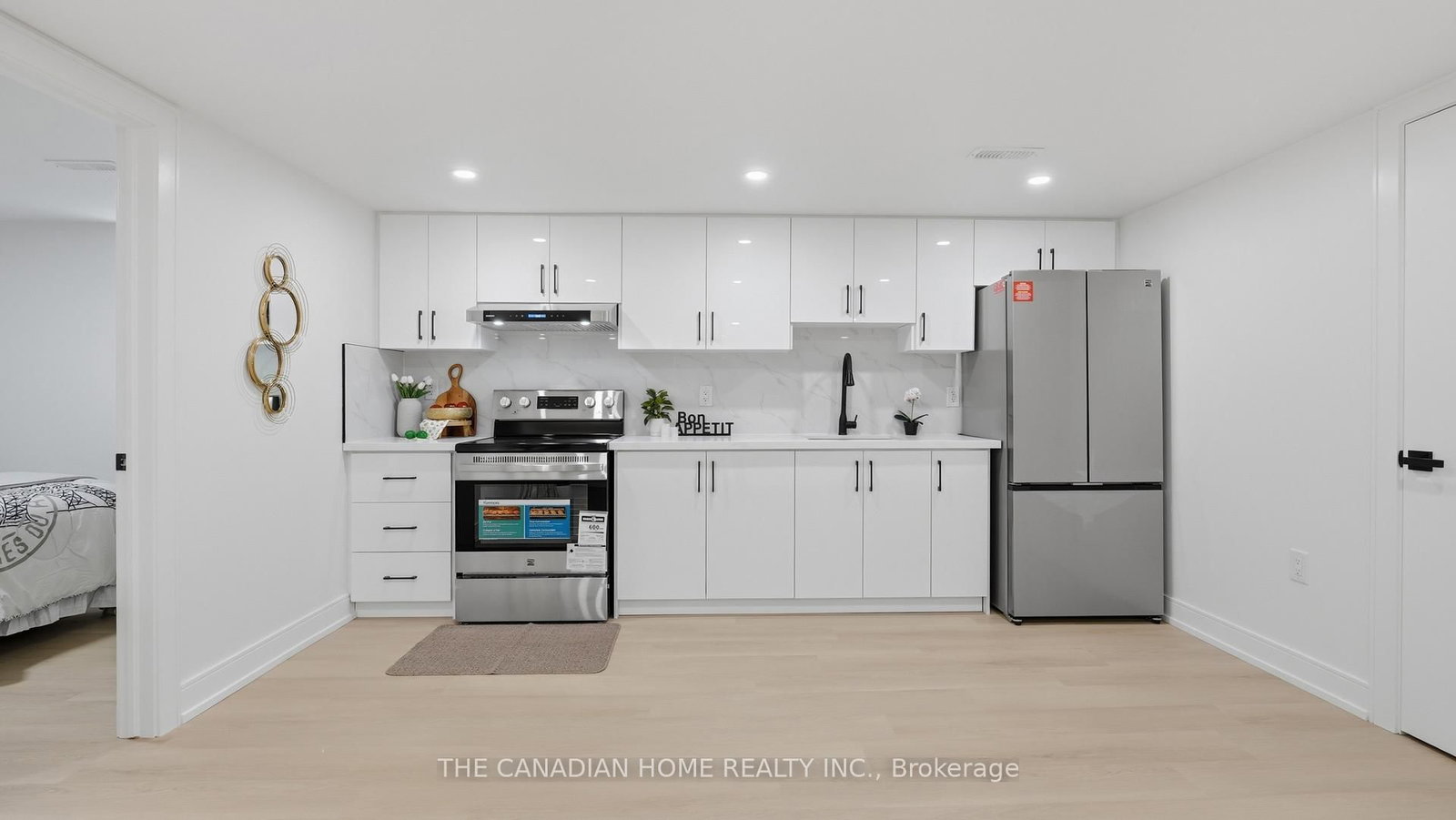 6041 Cadham Street • Niagara Falls, ON photo 18