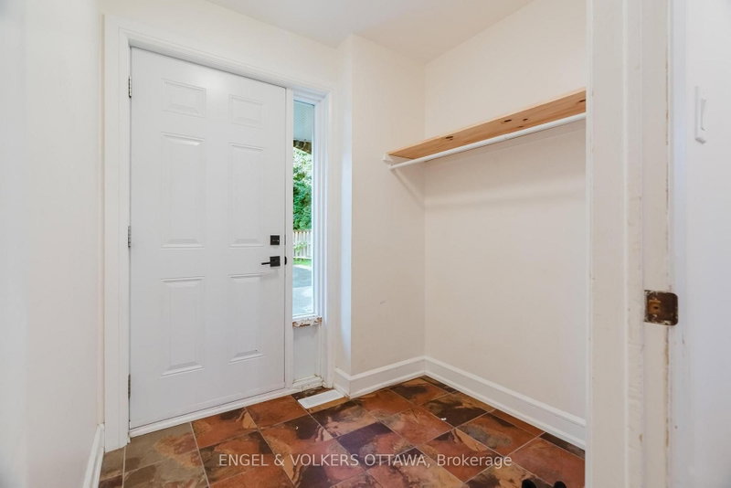 8 Almond Lane