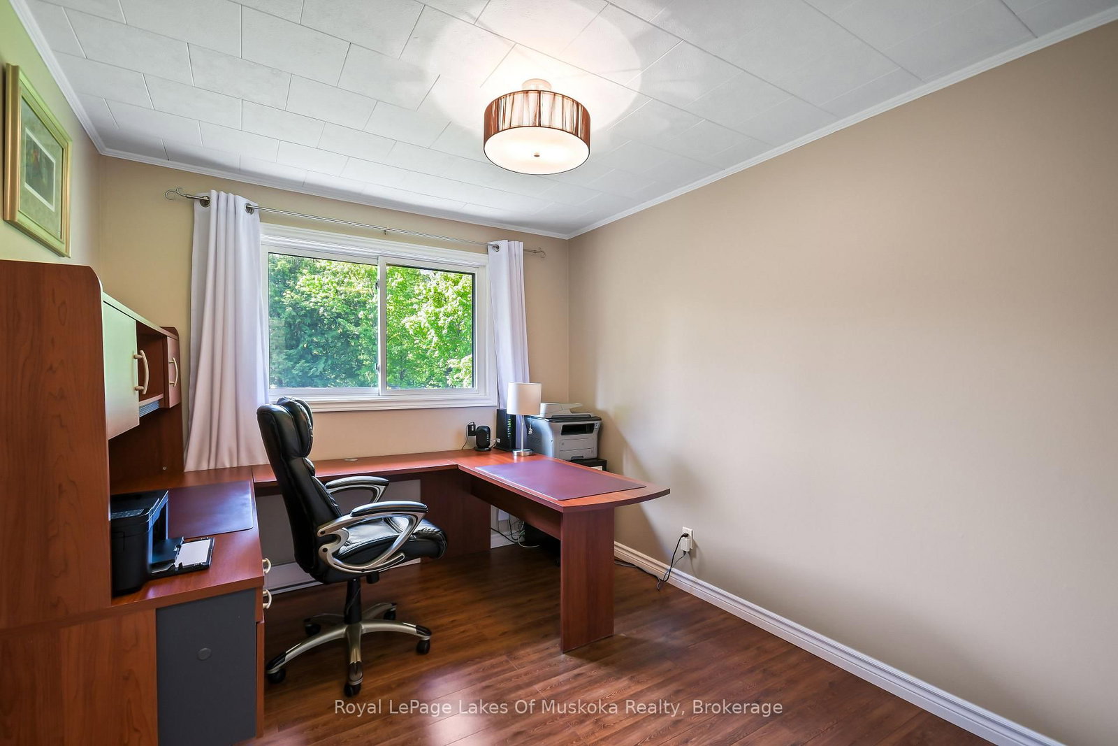 571 David Street E • Gravenhurst, ON photo 16