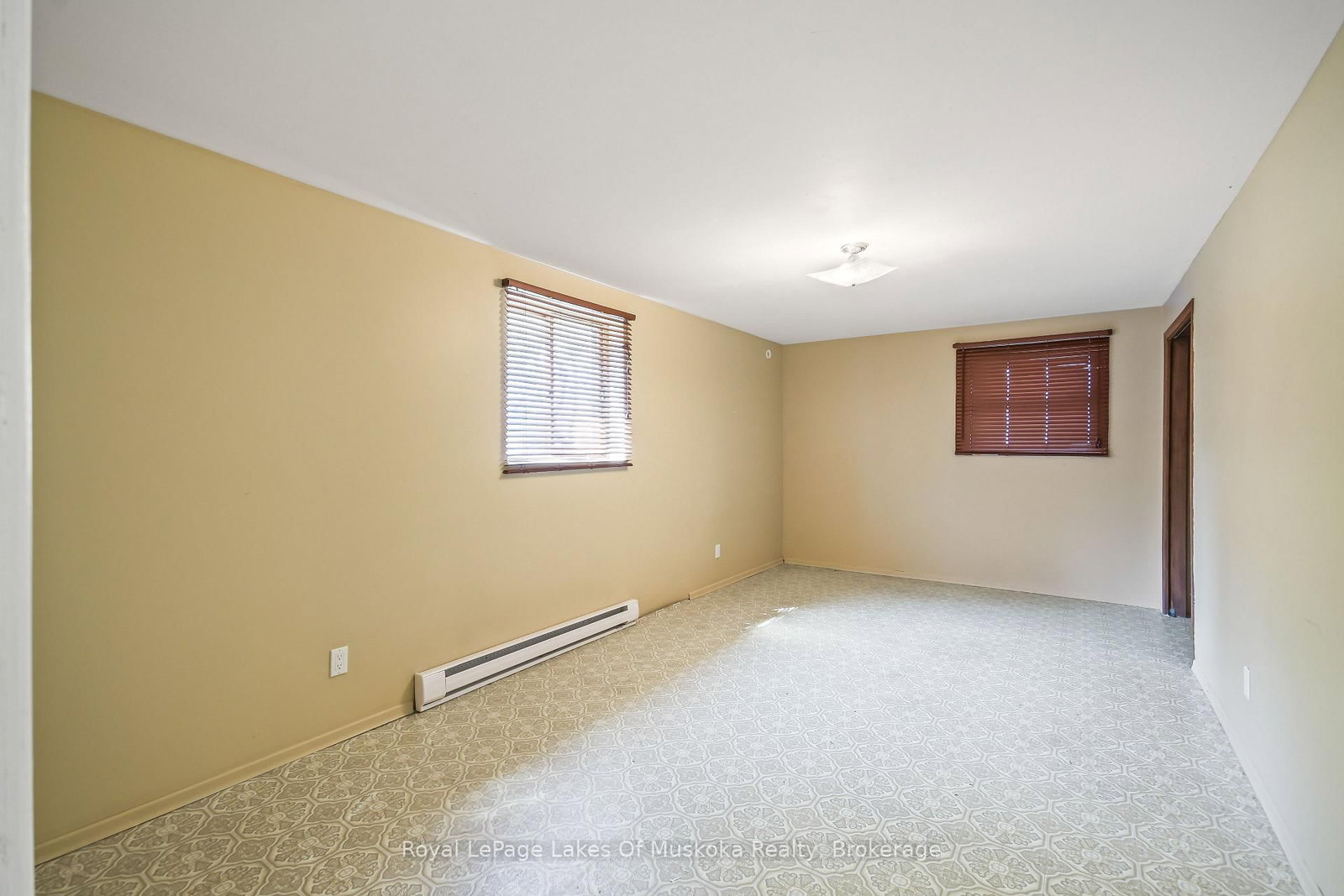 571 David Street E • Gravenhurst, ON photo 21