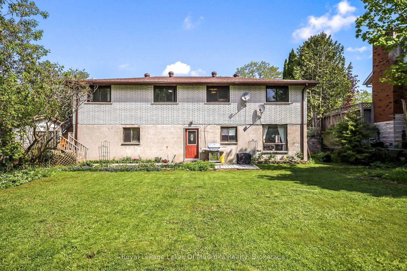 571 David Street E • Gravenhurst, ON photo 34