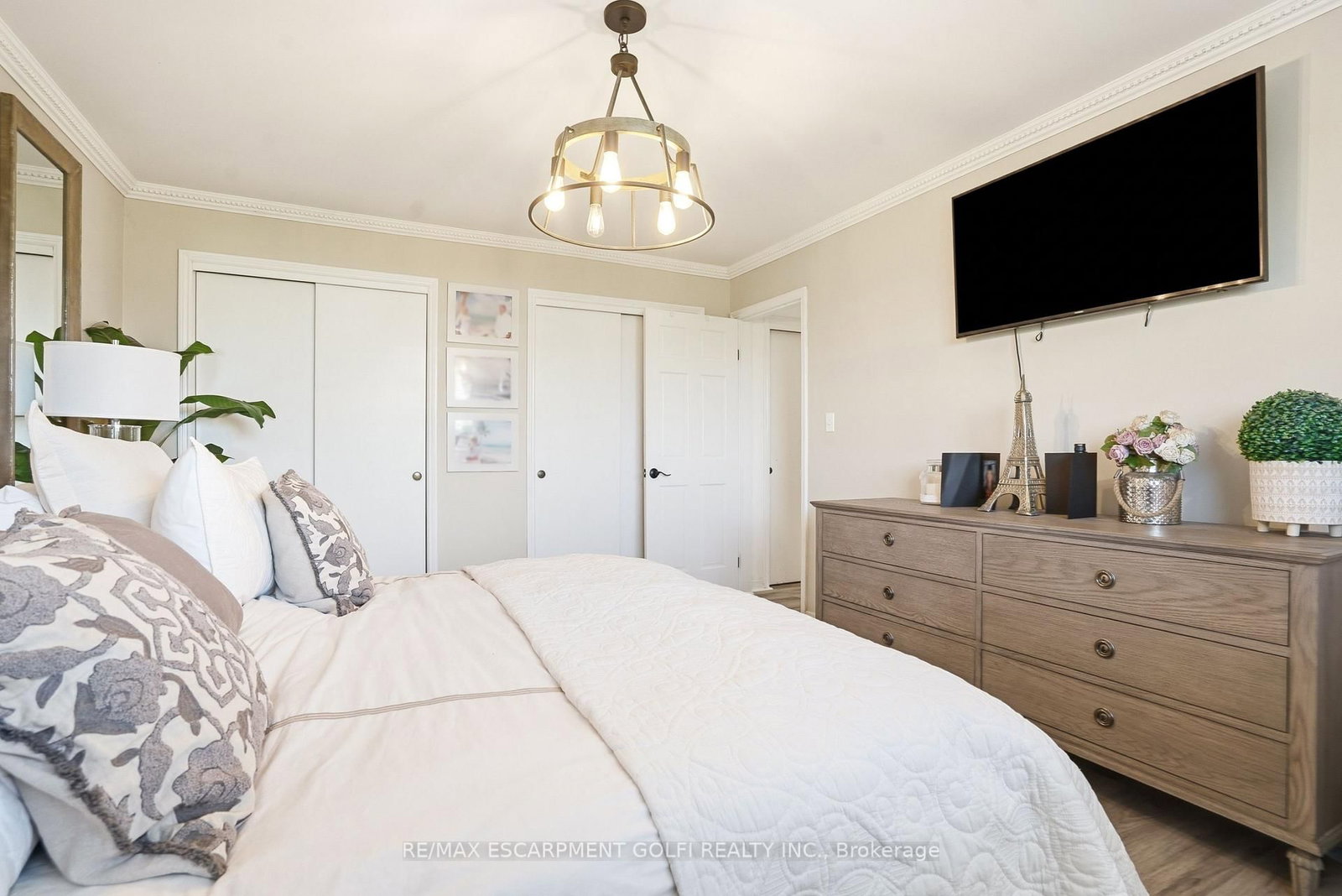 710 Concession 2 Road • Niagara Falls, ON photo 13