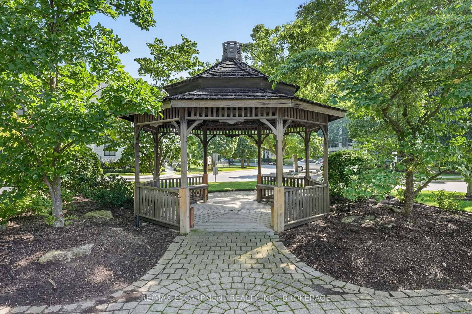 3 Black Walnut Common • St. Catharines, ON photo 41