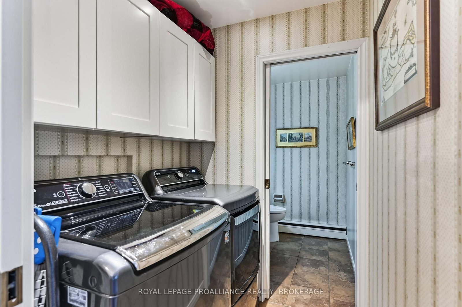 1105 County Road 2 • Augusta, ON photo 14