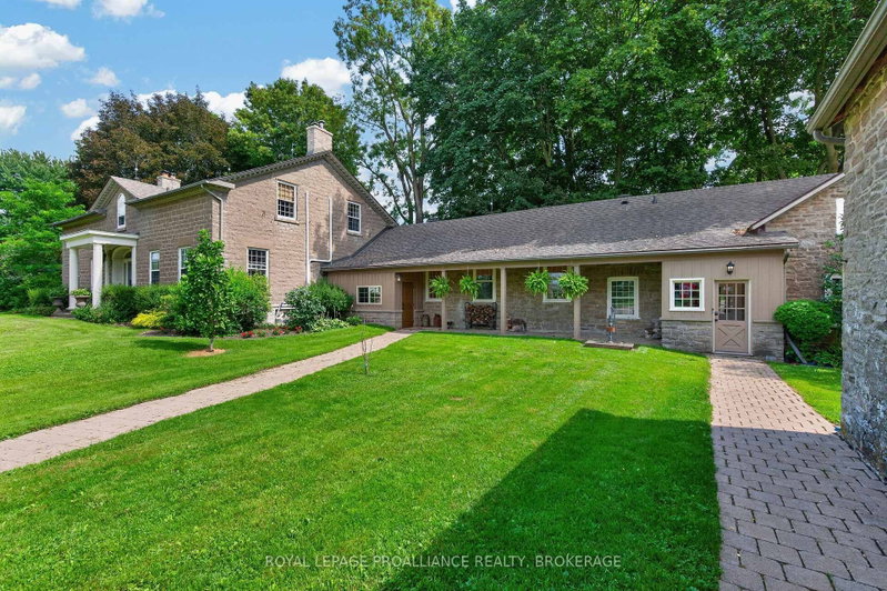 1105 County Road 2