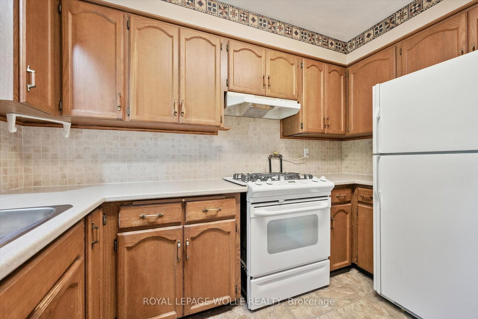 22 Green Warbler Crescent • Woolwich, ON photo 16